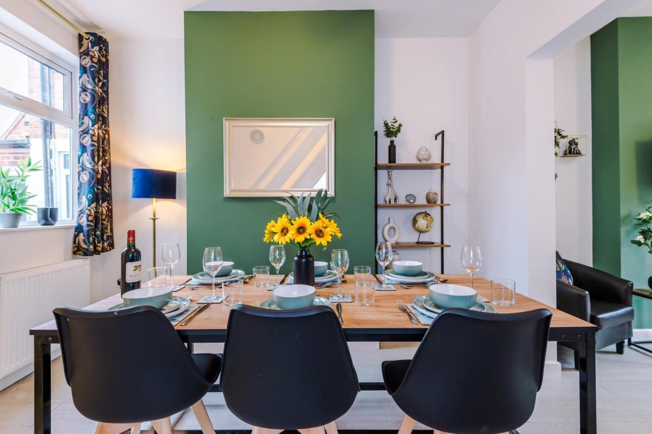Stunning 3-Bed Home In Nantwich By 53 Degrees Property - Amazing Location, Ideal For Groups - Sleeps 6 외부 사진