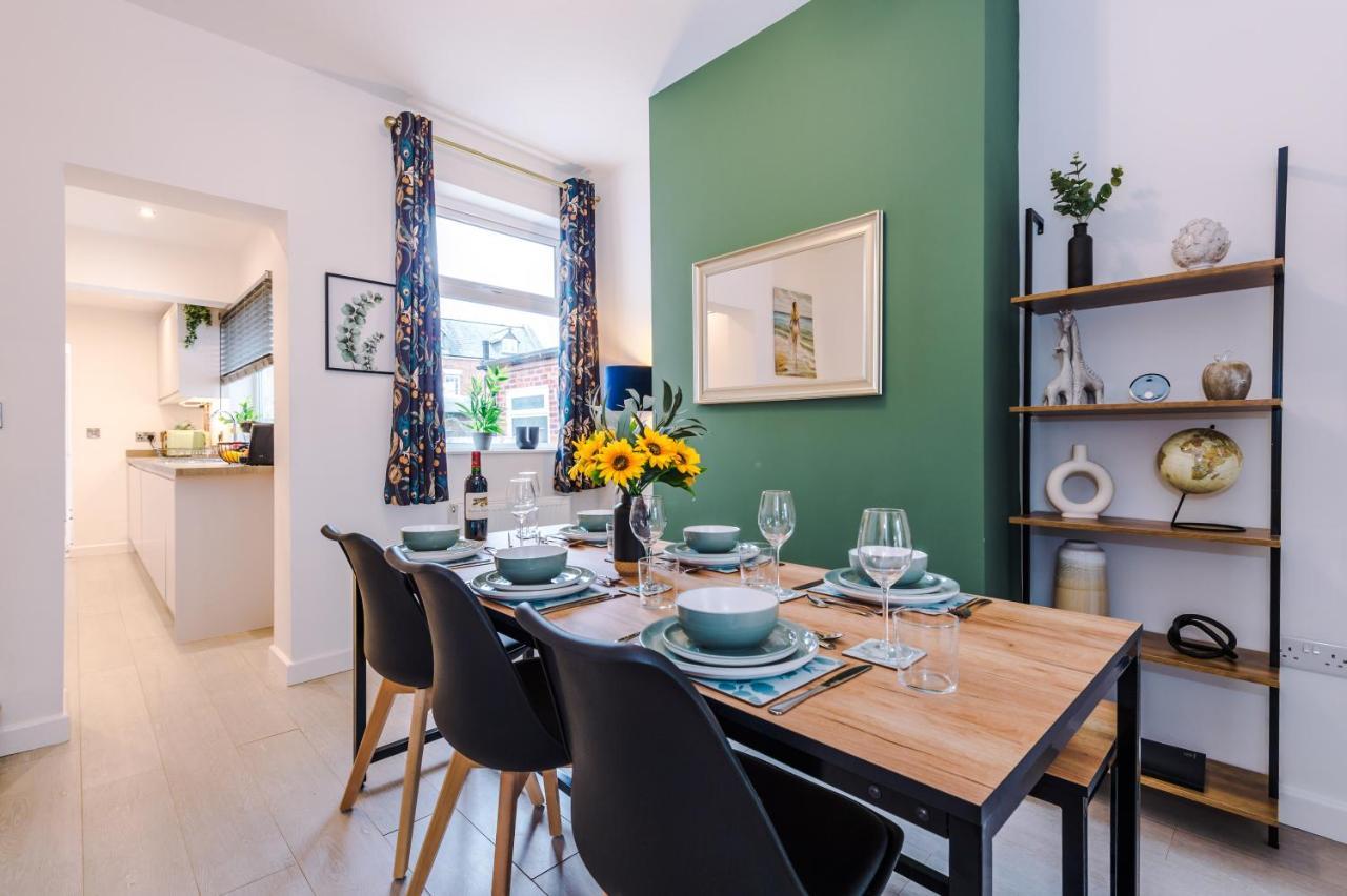 Stunning 3-Bed Home In Nantwich By 53 Degrees Property - Amazing Location, Ideal For Groups - Sleeps 6 외부 사진