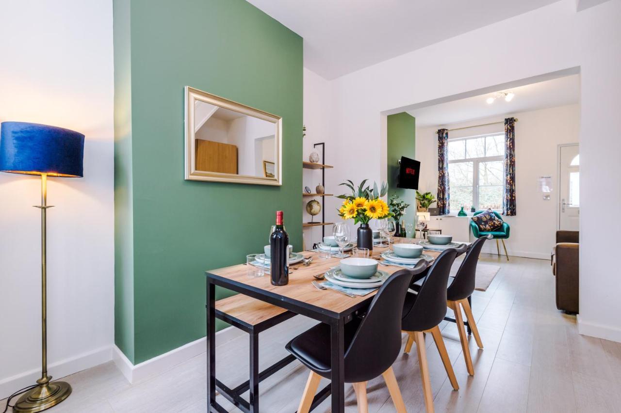 Stunning 3-Bed Home In Nantwich By 53 Degrees Property - Amazing Location, Ideal For Groups - Sleeps 6 외부 사진