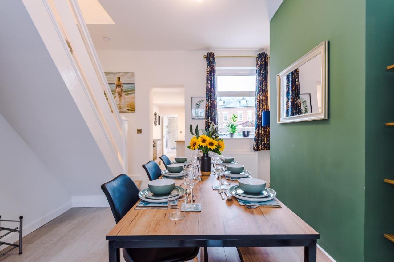 Stunning 3-Bed Home In Nantwich By 53 Degrees Property - Amazing Location, Ideal For Groups - Sleeps 6 외부 사진