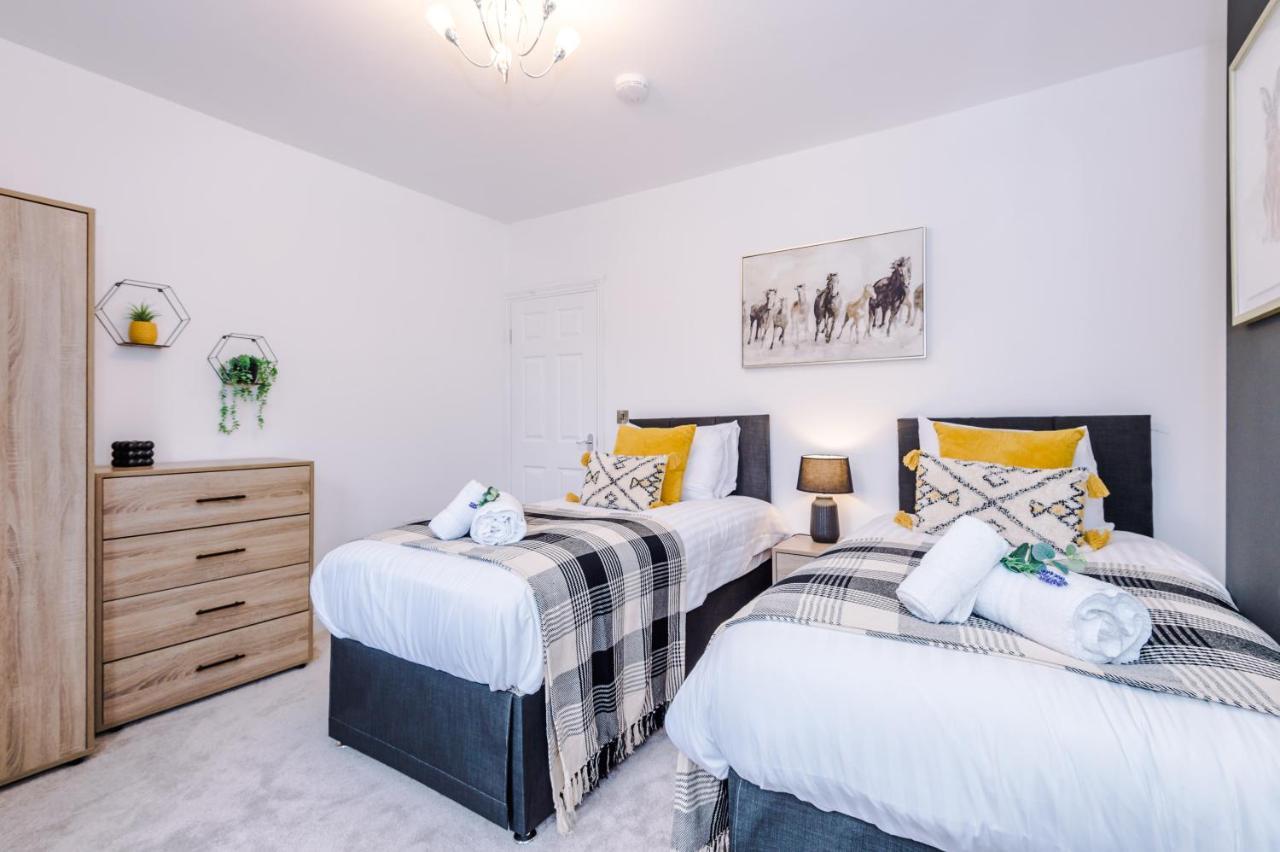 Stunning 3-Bed Home In Nantwich By 53 Degrees Property - Amazing Location, Ideal For Groups - Sleeps 6 외부 사진