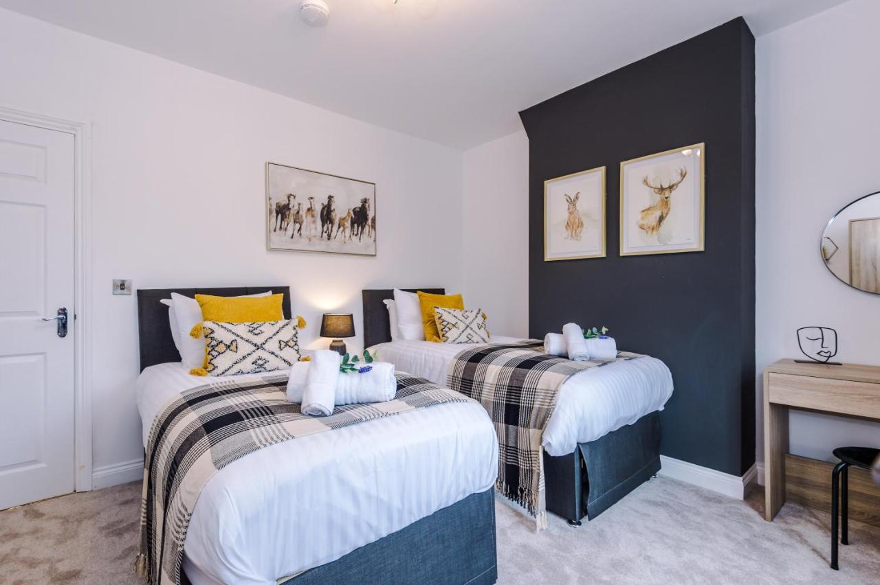 Stunning 3-Bed Home In Nantwich By 53 Degrees Property - Amazing Location, Ideal For Groups - Sleeps 6 외부 사진