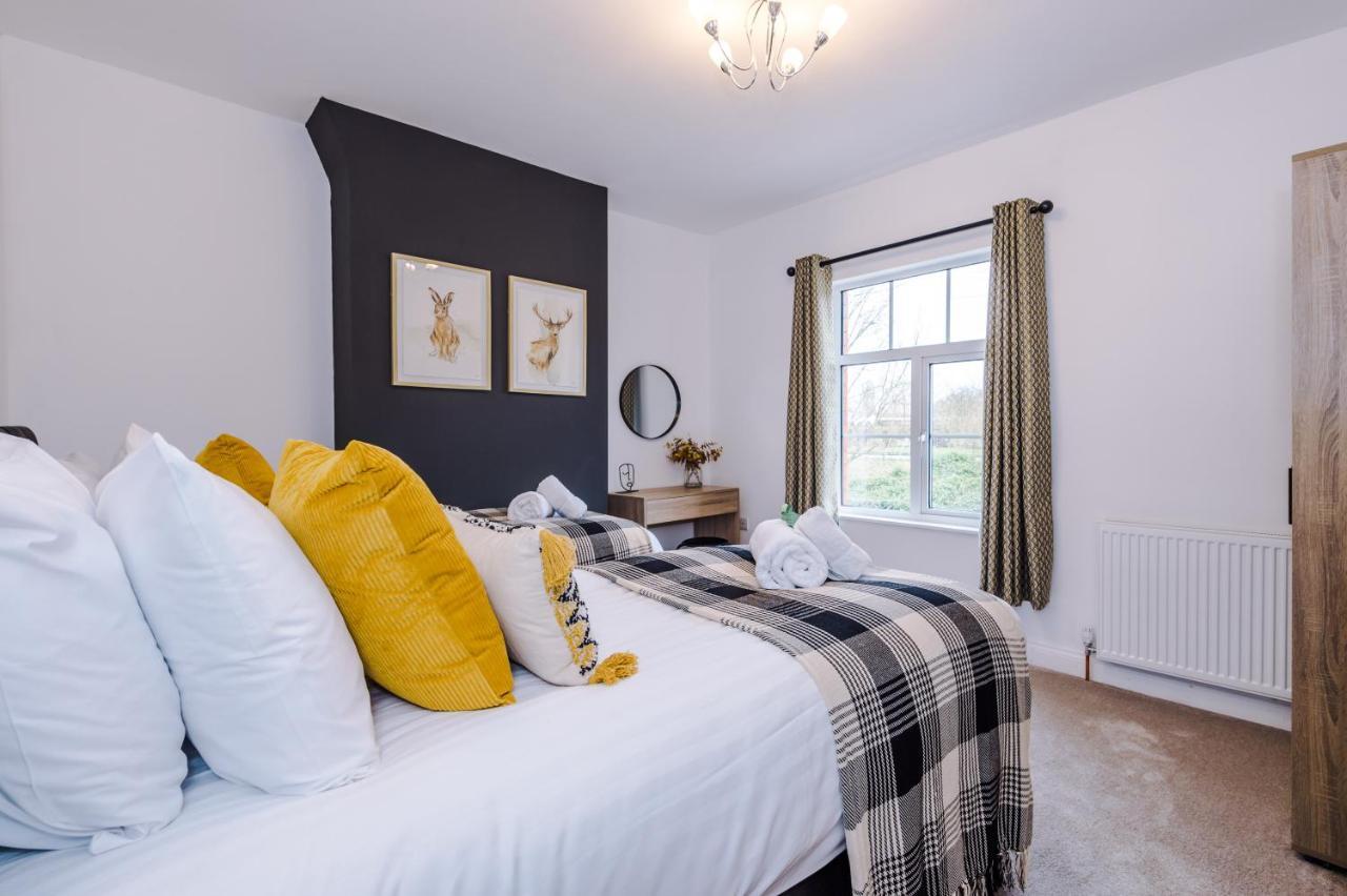 Stunning 3-Bed Home In Nantwich By 53 Degrees Property - Amazing Location, Ideal For Groups - Sleeps 6 외부 사진