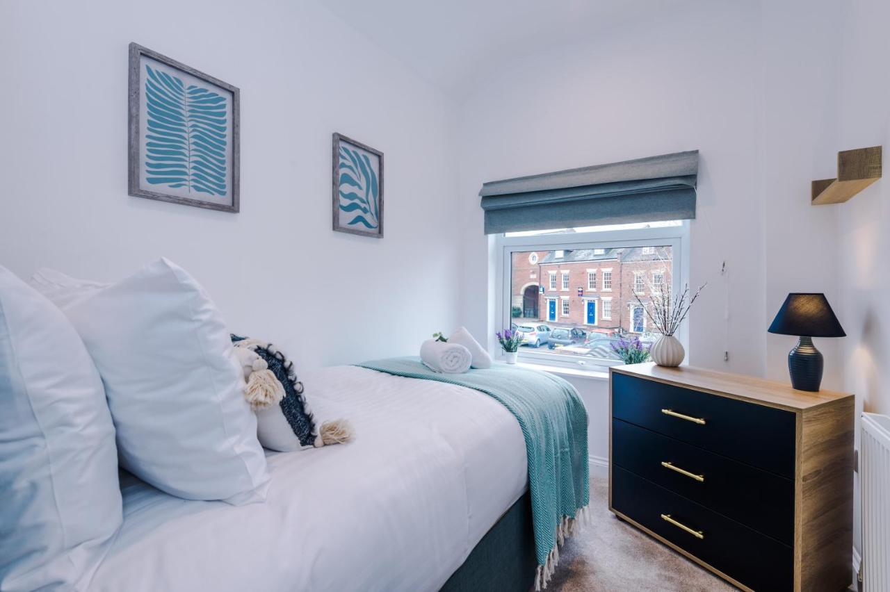 Stunning 3-Bed Home In Nantwich By 53 Degrees Property - Amazing Location, Ideal For Groups - Sleeps 6 외부 사진